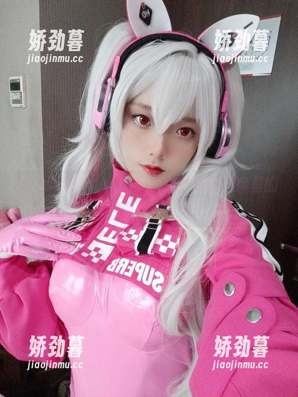 Messie Huang又来了，高清图库里的生日制服一抓一大把！